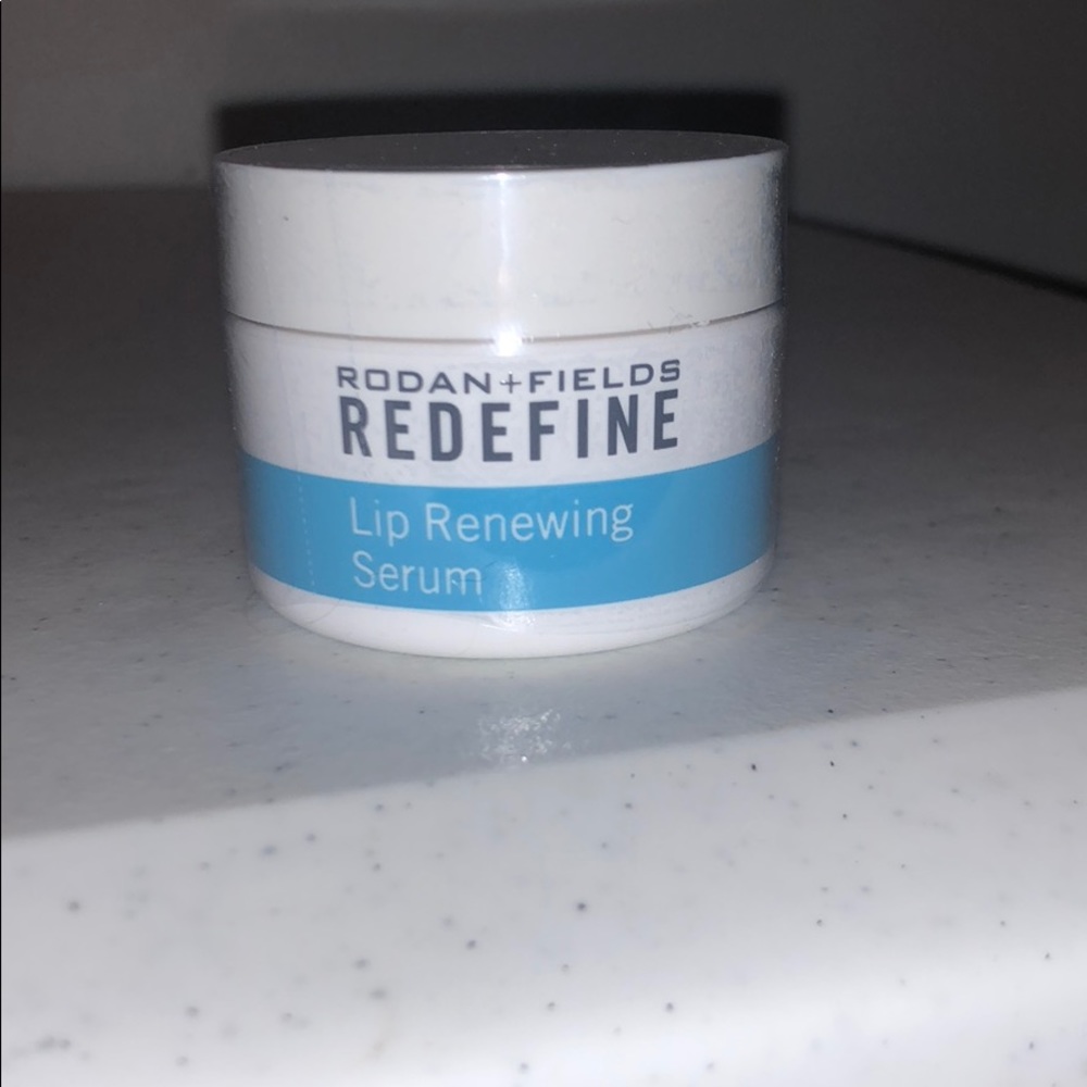 Rodan + Fields REDEFINE Lip Renewing Serum